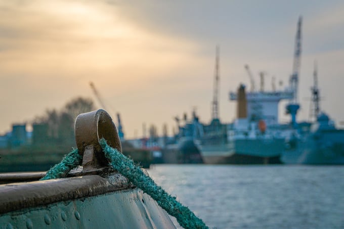 Quelles contraintes pour vos solutions EDGE PC évoluant dans le secteur maritime ?